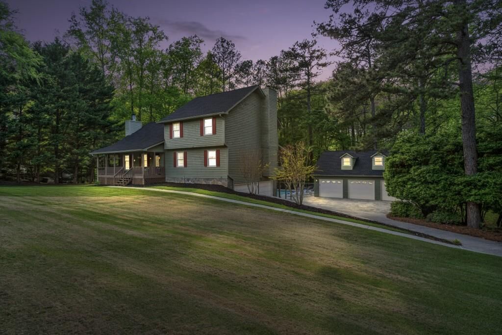 Property Photo:  340 Piedmont Road NE  GA 30066 