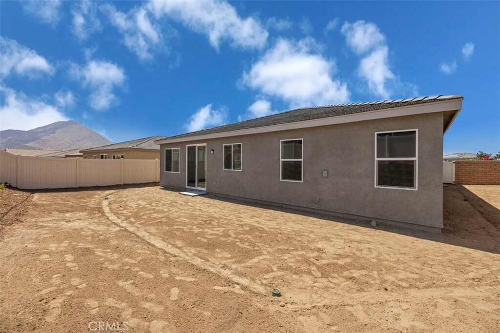 Property Photo:  7664 Nectarsweet Drive  CA 92507 