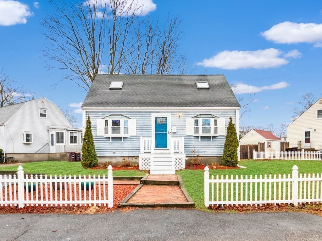 Property Photo:  28 Appletree Ln  MA 02188 