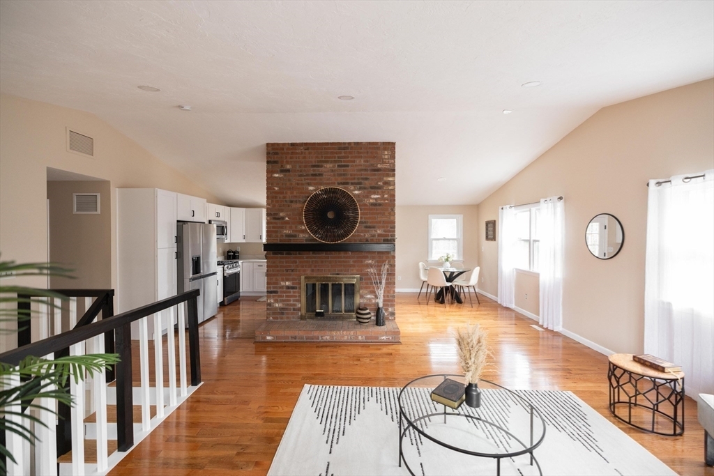 Property Photo:  30 Scandinavia Ave  MA 01603 