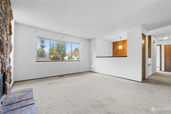 Property Photo: 11314 SE 228th Place WA 98031