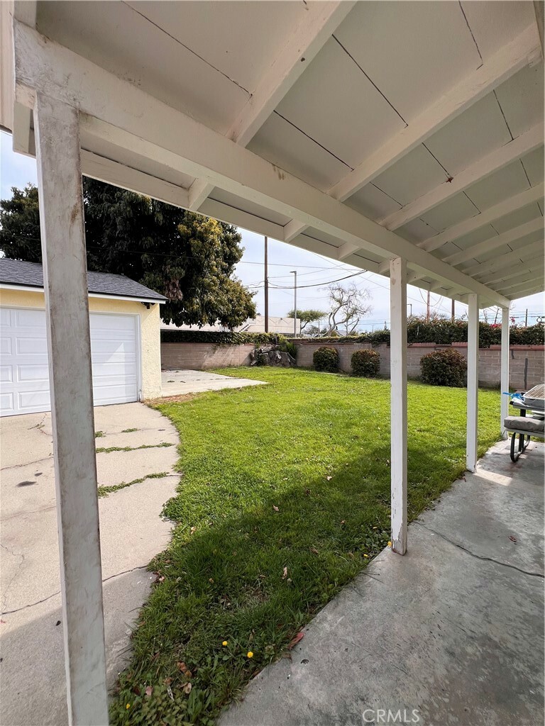 Property Photo:  13589 Starbuck Street  CA 90605 