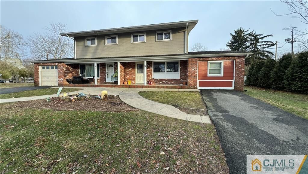 Property Photo:  2 Oak Road  NJ 07849 