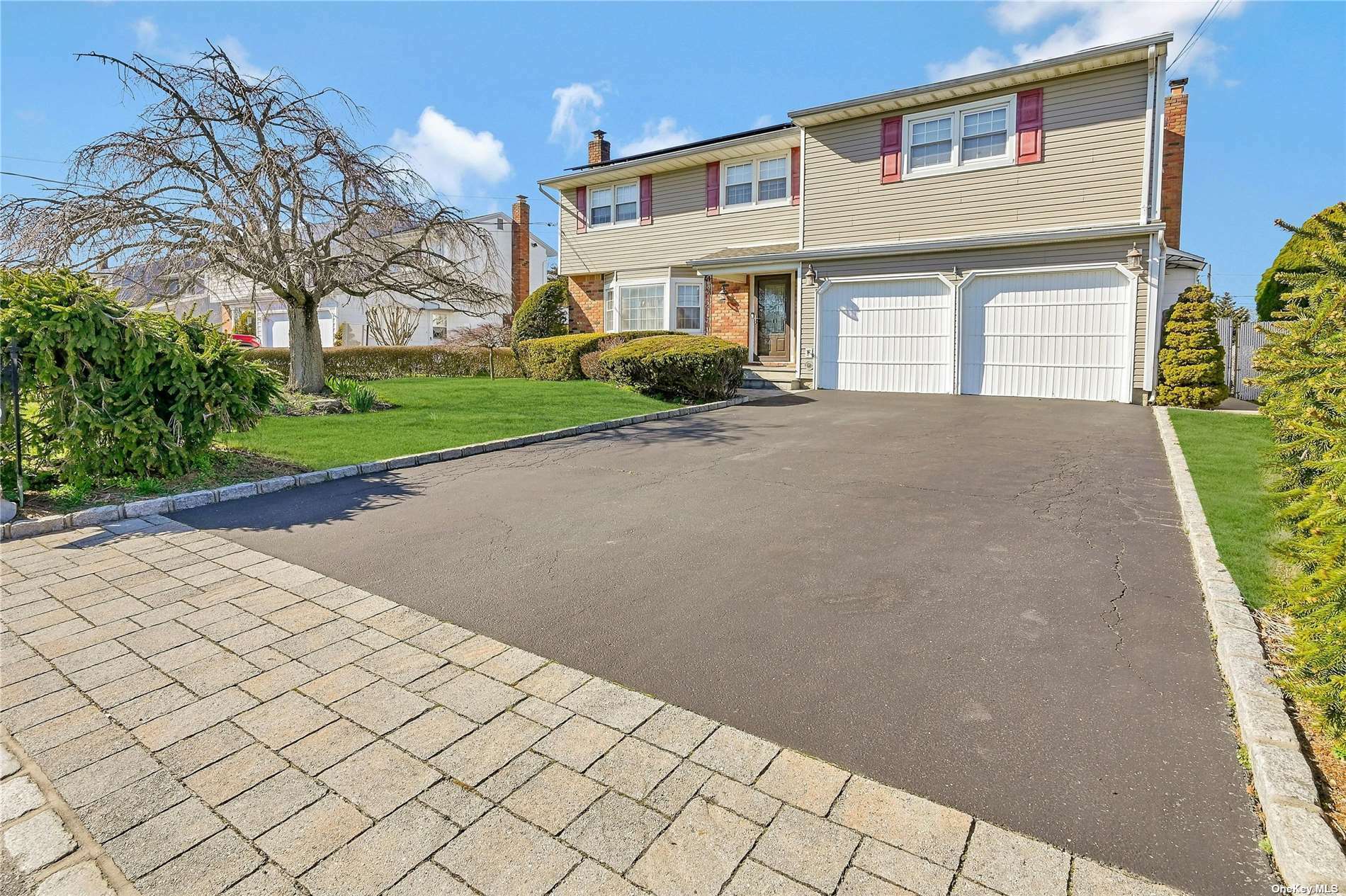 Property Photo: 1470 9th Street NY 11704