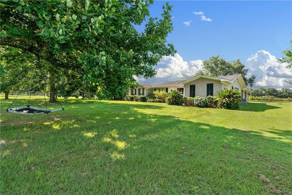 Property Photo:  7811 Ken Buck Road  AL 36544 