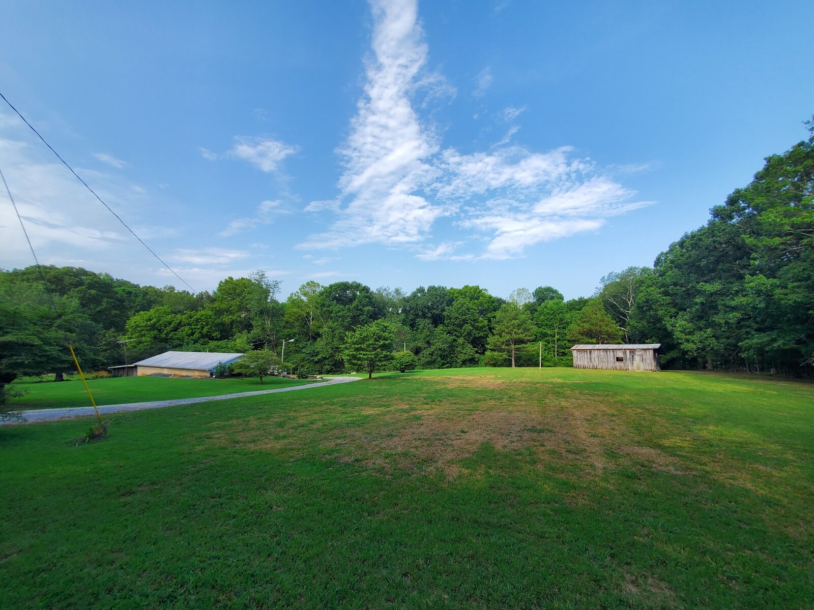Property Photo: 10735 New Cut Off Rd TN 37025