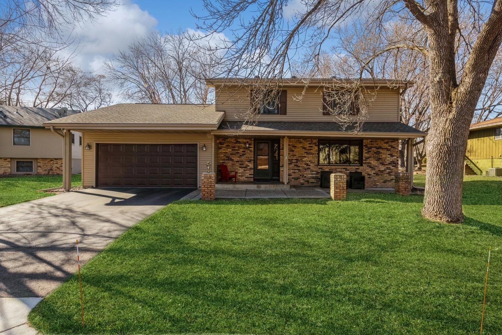 Property Photo: 6755 Cottonwood Lane N MN 55369