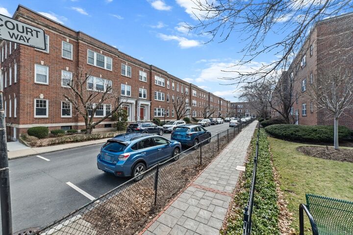 Property Photo: 9 Alton Ct 4 MA 02446