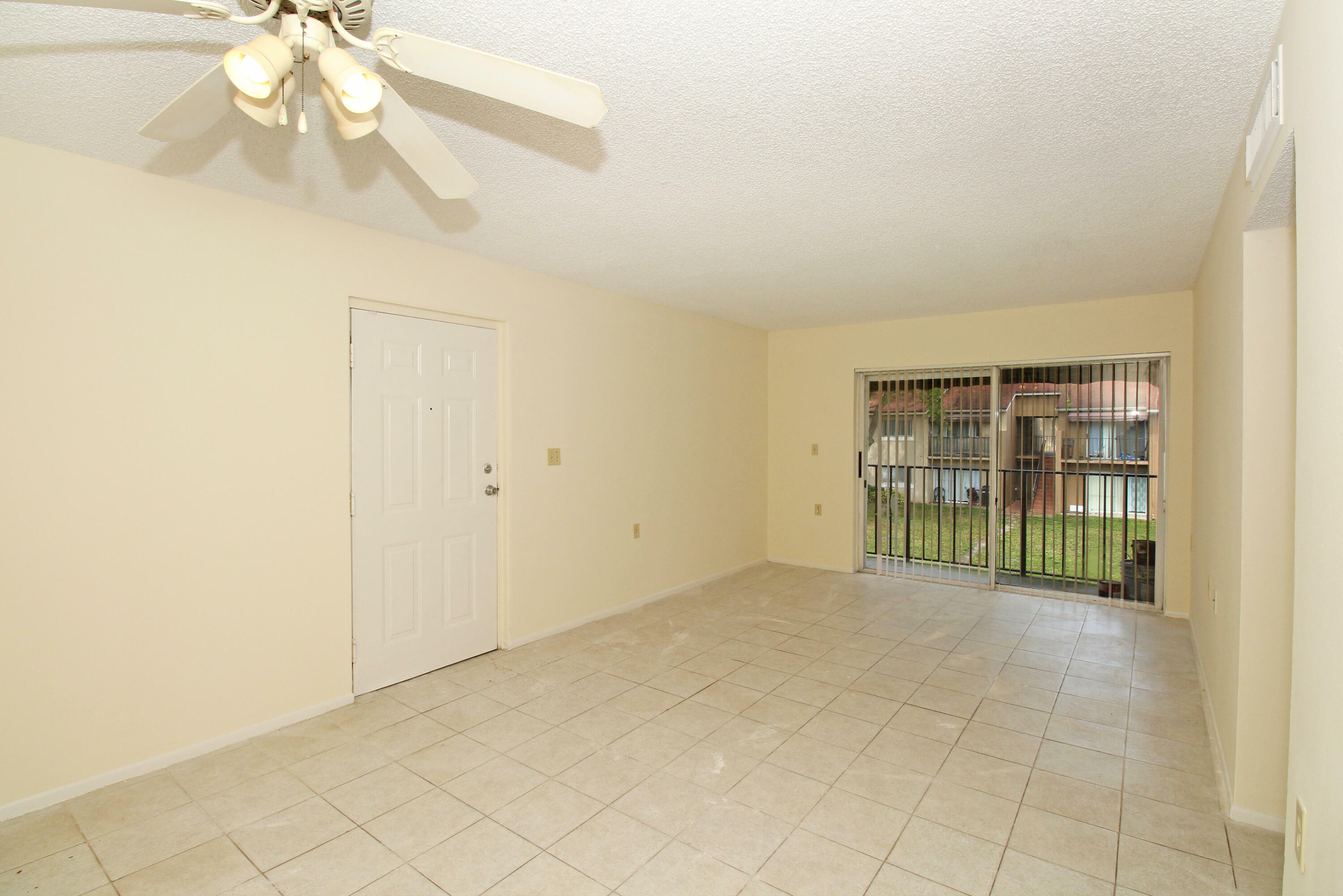 Property Photo:  1139 Lake Terry Drive G  FL 33411 