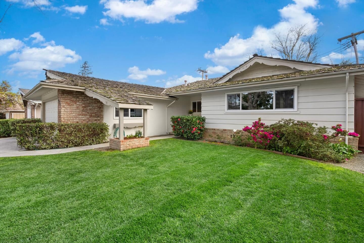 Property Photo:  1046 Inverness Way  CA 94087 