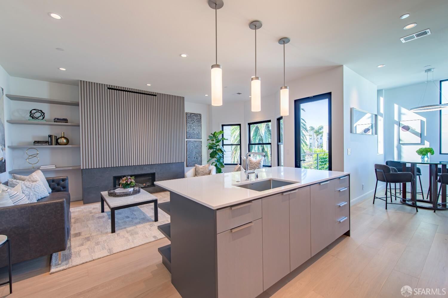 Property Photo:  3562 18th Street  CA 94110 