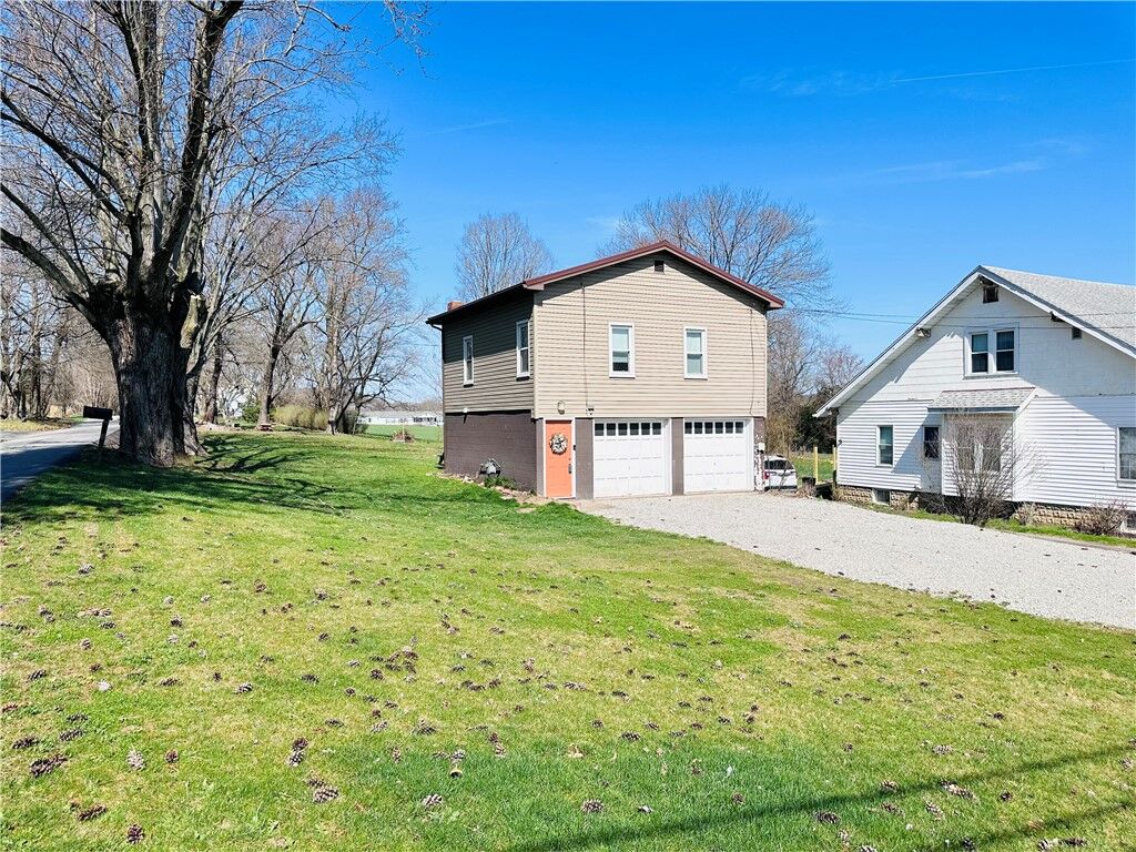 Property Photo: 1461 Jefferson Rd. PA 15344