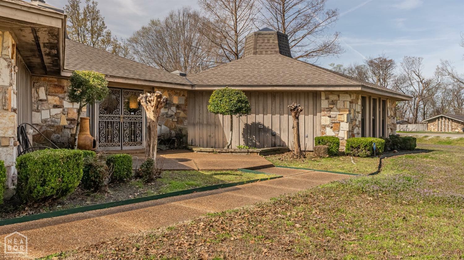 Property Photo:  451 Division Street  AR 72365 