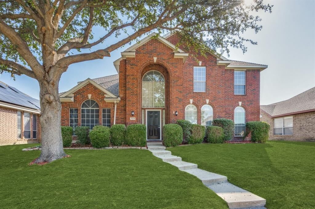 Property Photo:  709 Big Horn Court  TX 75002 