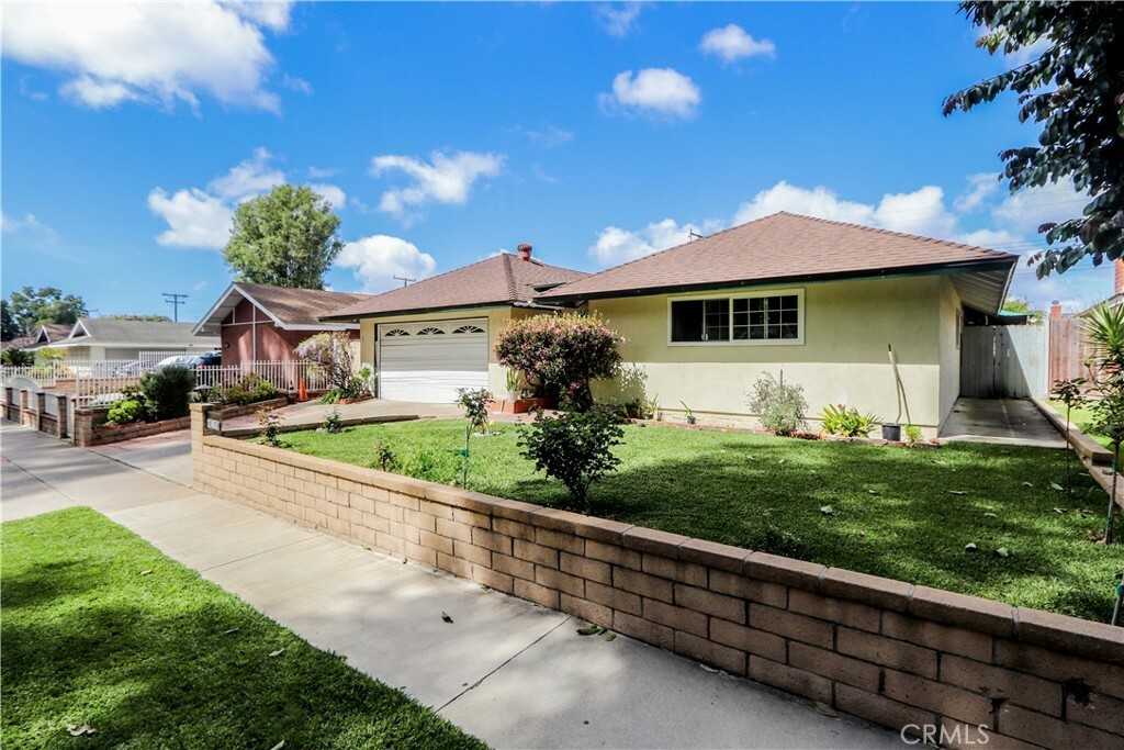 Property Photo:  23861 Larkwood Lane  CA 92630 