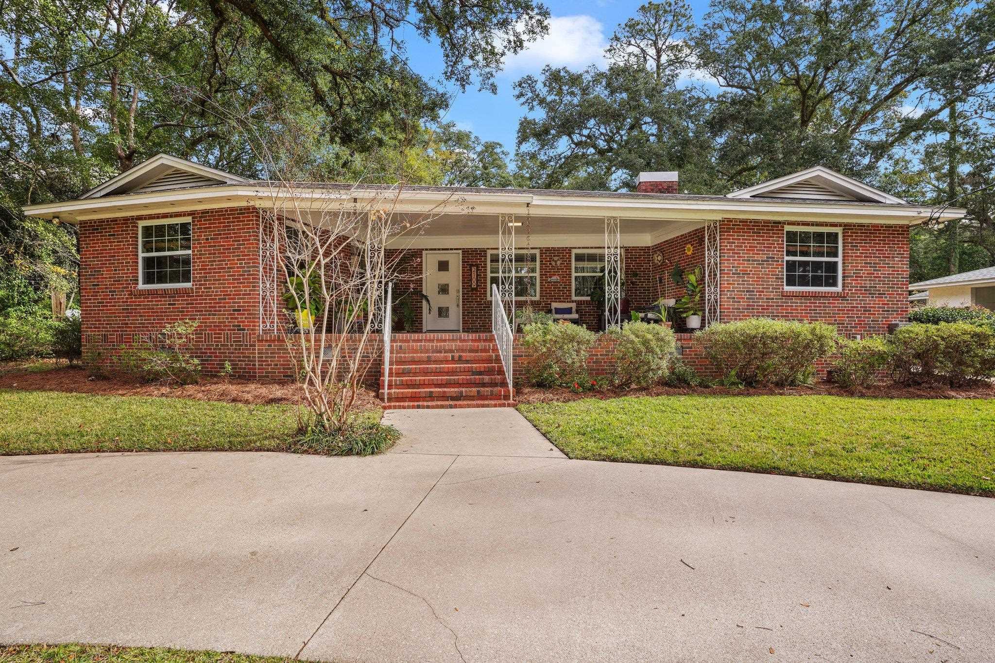 Property Photo:  2109 Spence Avenue  FL 32308 