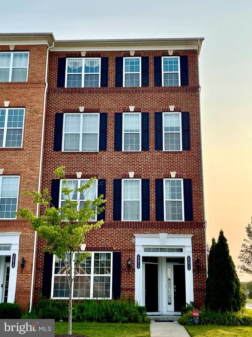 Property Photo:  23814 Hopewell Manor Terrace  VA 20148 