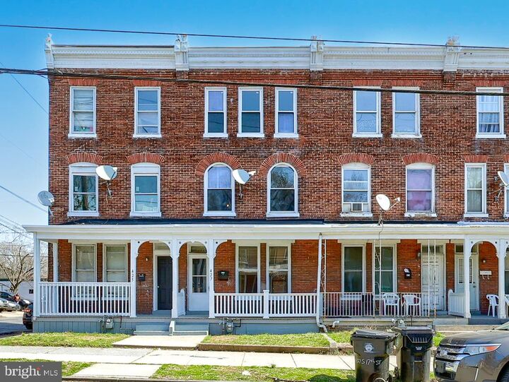 427 S 17th Street  Harrisburg PA 17104 photo