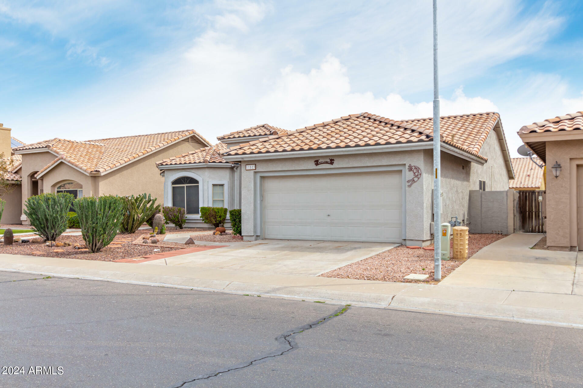 Property Photo:  11523 W Clover Way  AZ 85392 