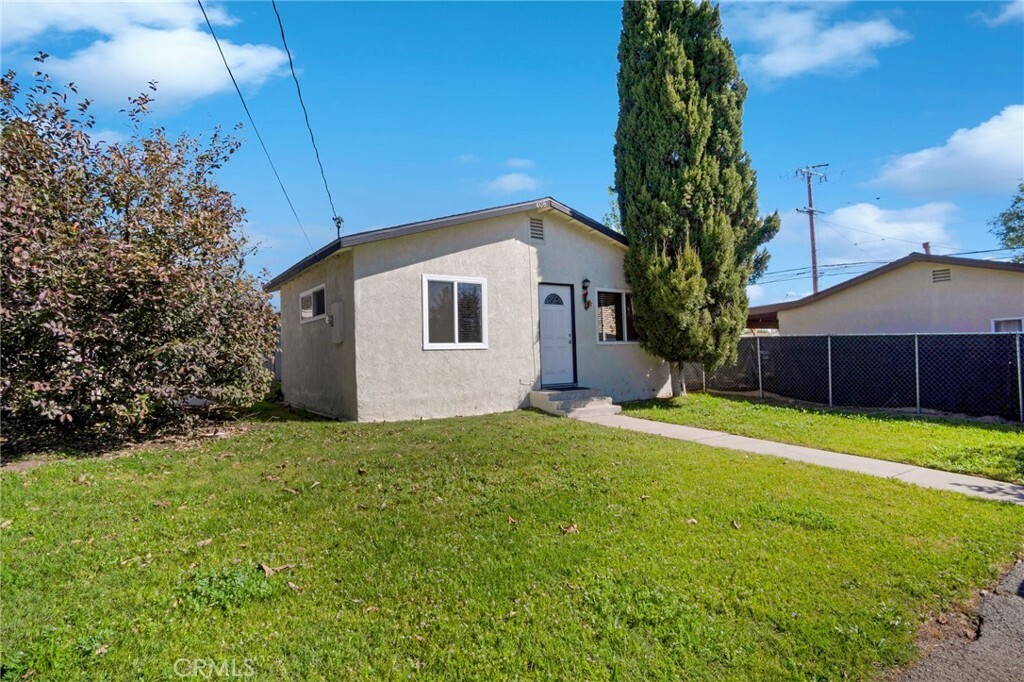 Property Photo:  408 W Francis Street  CA 91762 