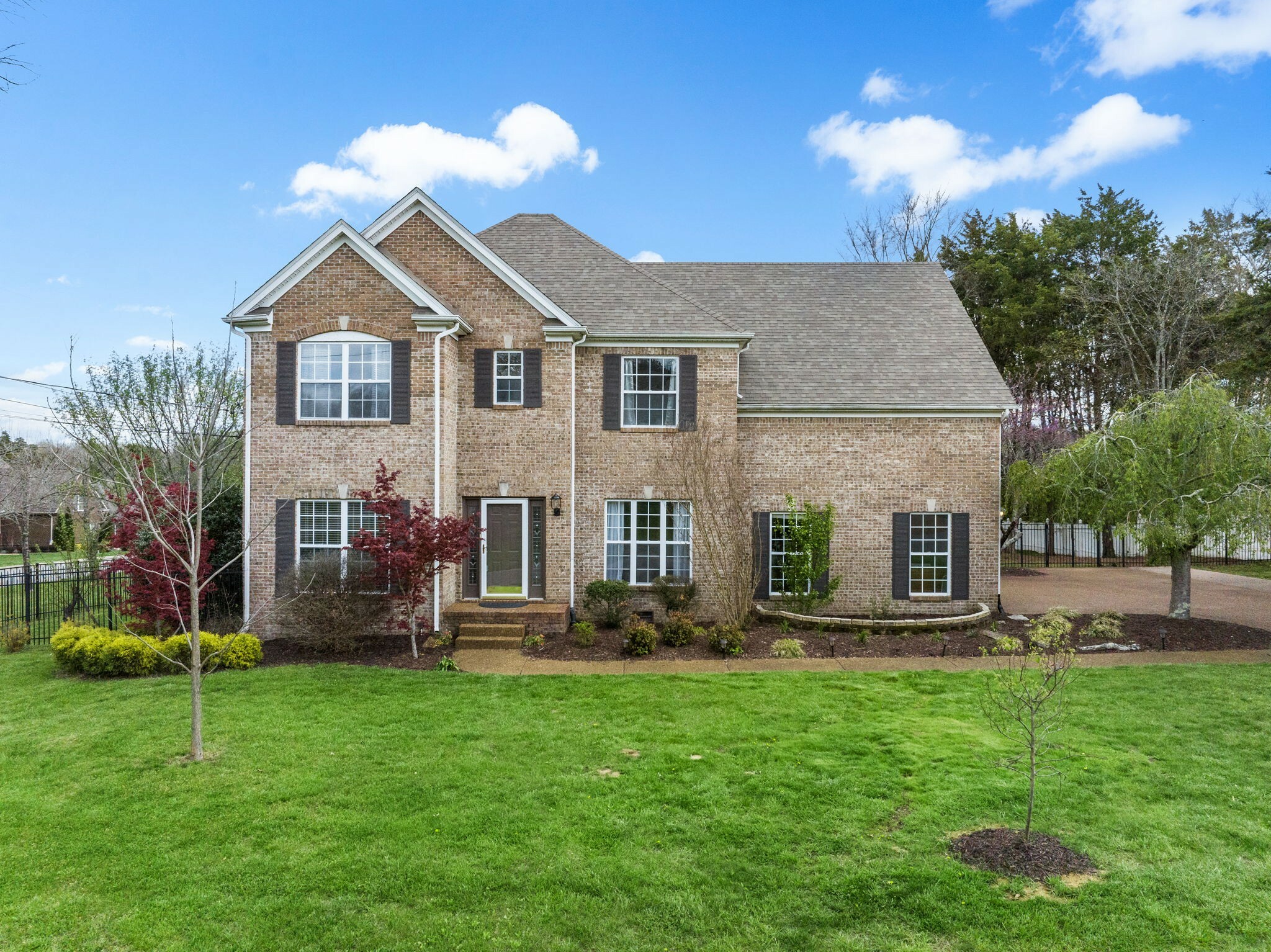 Property Photo:  300 Walpole Ct  TN 37135 