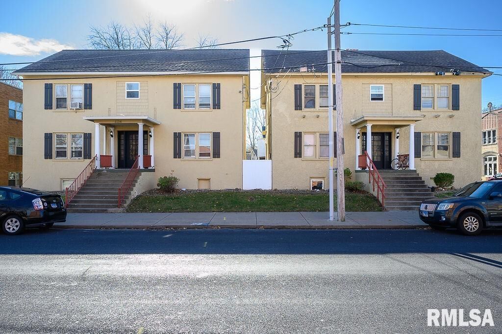 Property Photo: 1116-18 W Bradley Avenue IL 61606