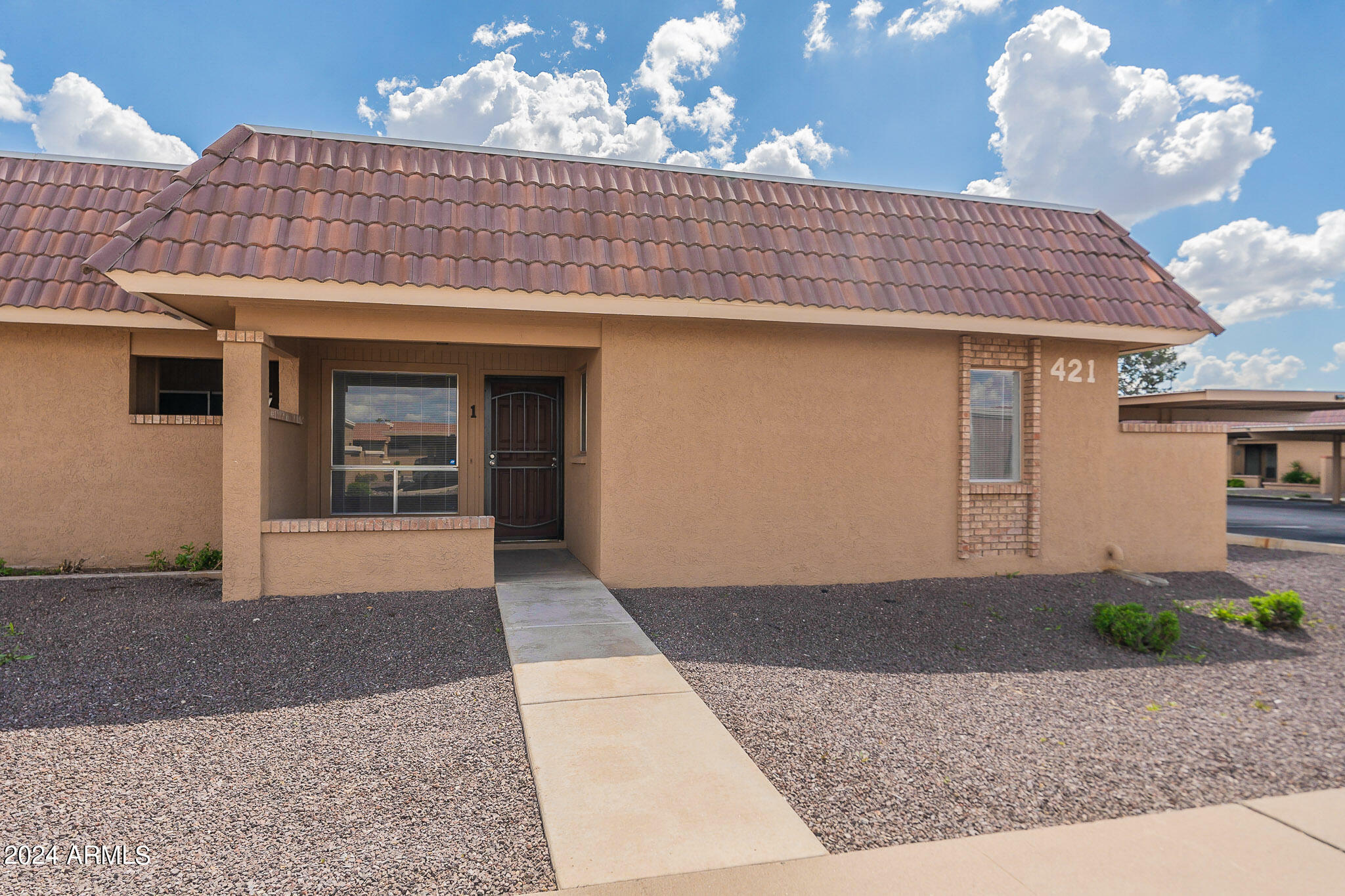 Property Photo:  421 W Yukon Drive 1  AZ 85027 