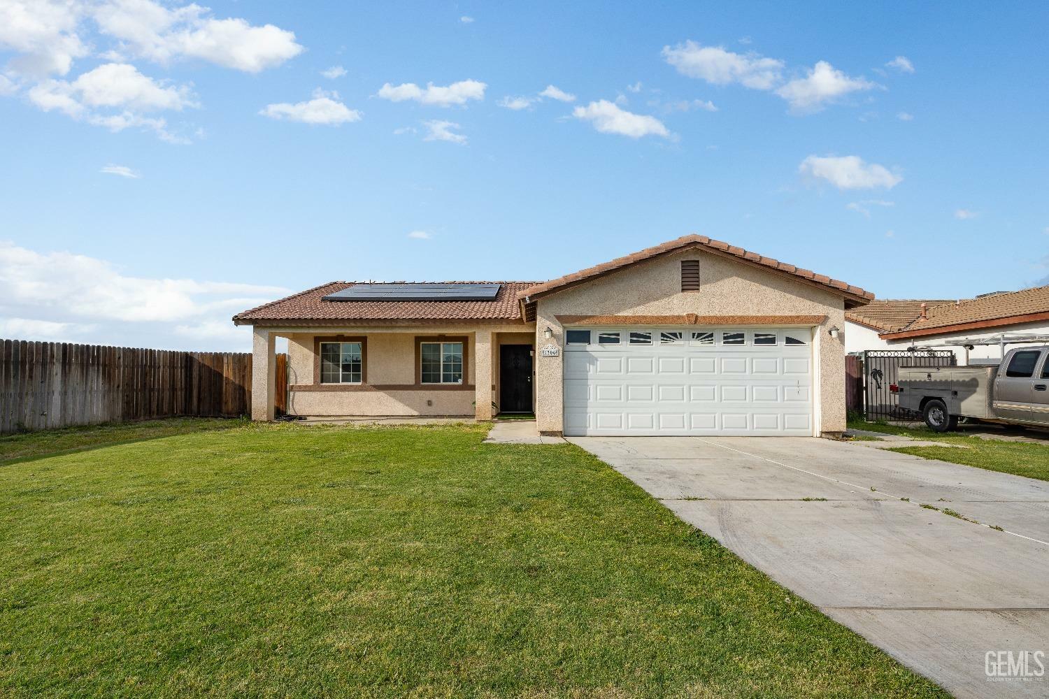 Property Photo: 1306 Astor Avenue CA 93307