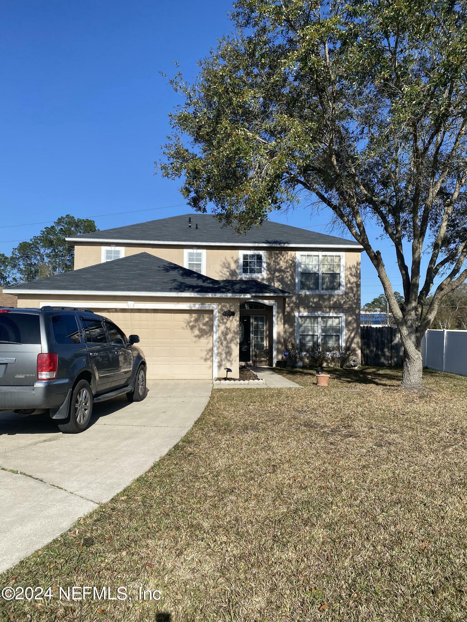 Property Photo:  2874 Southampton Drive  FL 32068 