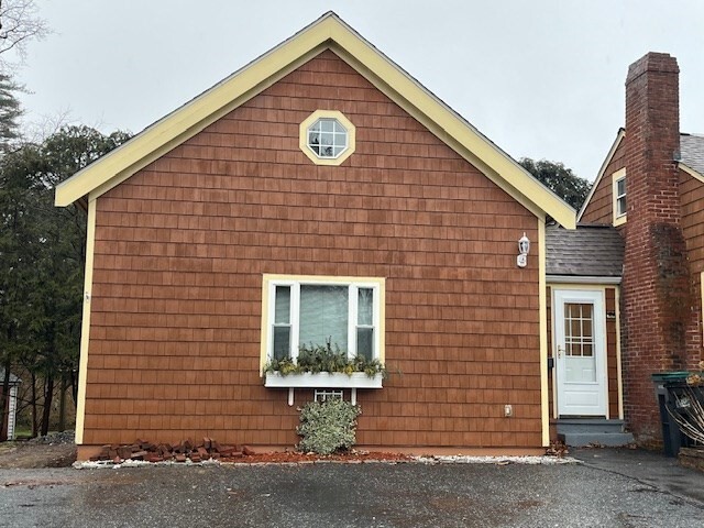 Property Photo: 6 Ridge Ave 2 MA 01760