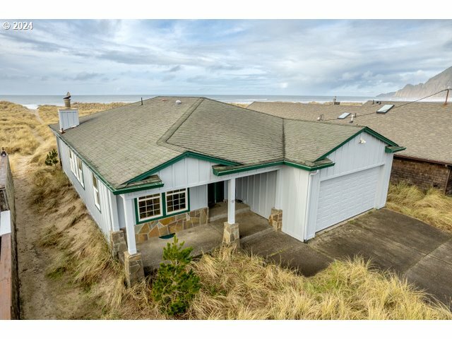 987 Beach St  Manzanita OR 97130 photo