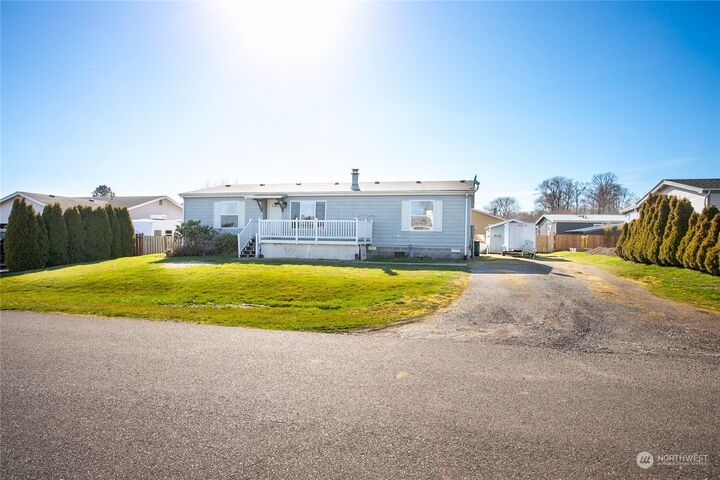 8355 Beach La Mar Drive  Blaine WA 98230 photo