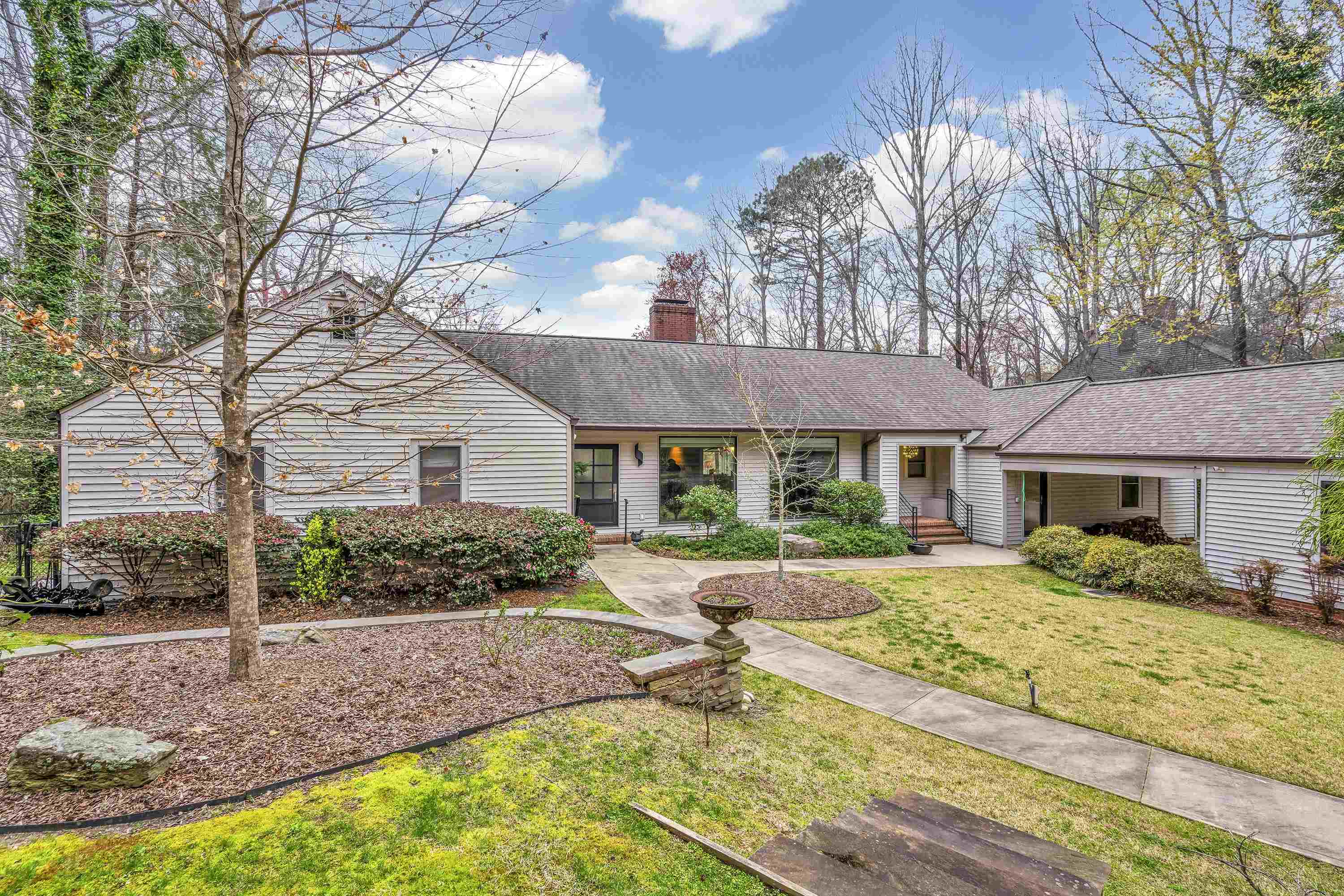 176 Edgecombe Road  Spartanburg SC 29307 photo