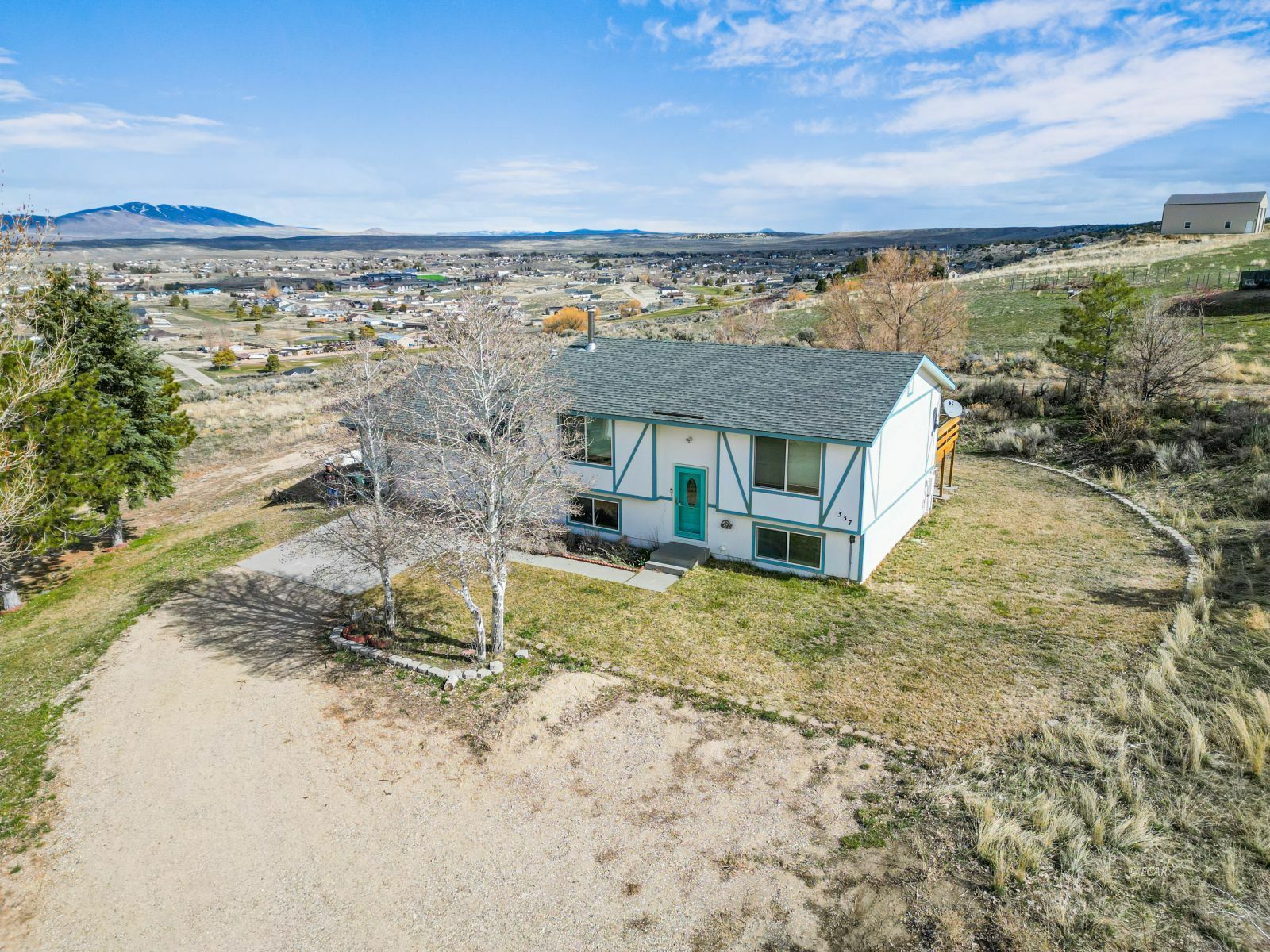 Property Photo: 337 Blakeland Drive NV 89815