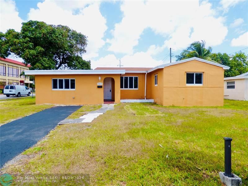 Property Photo:  585 NW 182nd Ter  FL 33169 