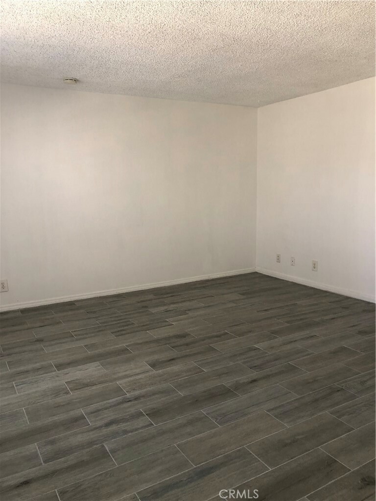 Property Photo:  409 Califronia Street 1  CA 92648 