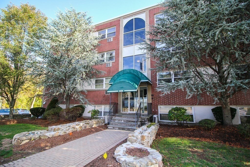 Property Photo: 588 Main 3D MA 02180