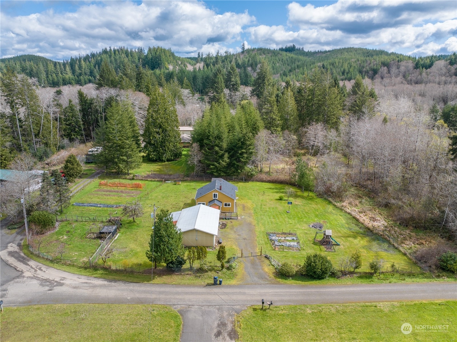 Property Photo:  28 Stover Road  WA 98550 