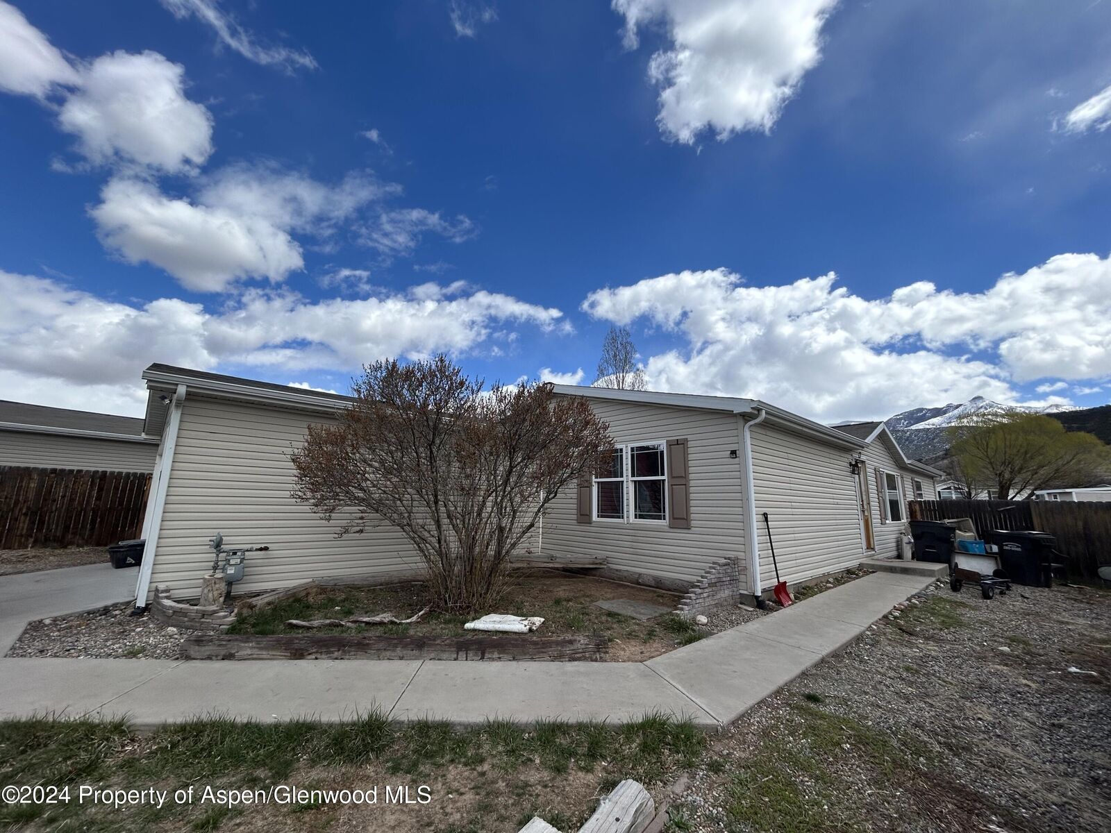 Property Photo: 46 Black Sulphur Place CO 81635