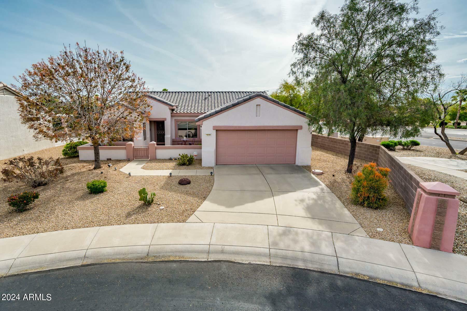 Property Photo:  19595 N Sunburst Way  AZ 85374 