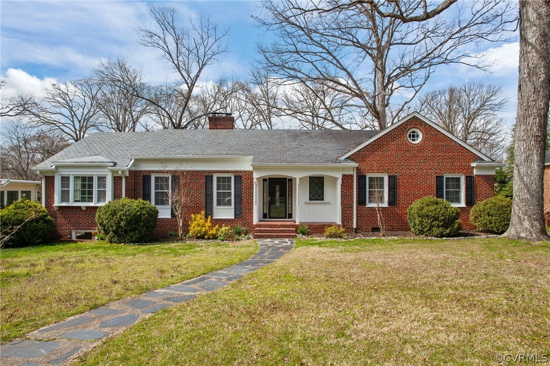 Property Photo: 8112 River Road VA 23229