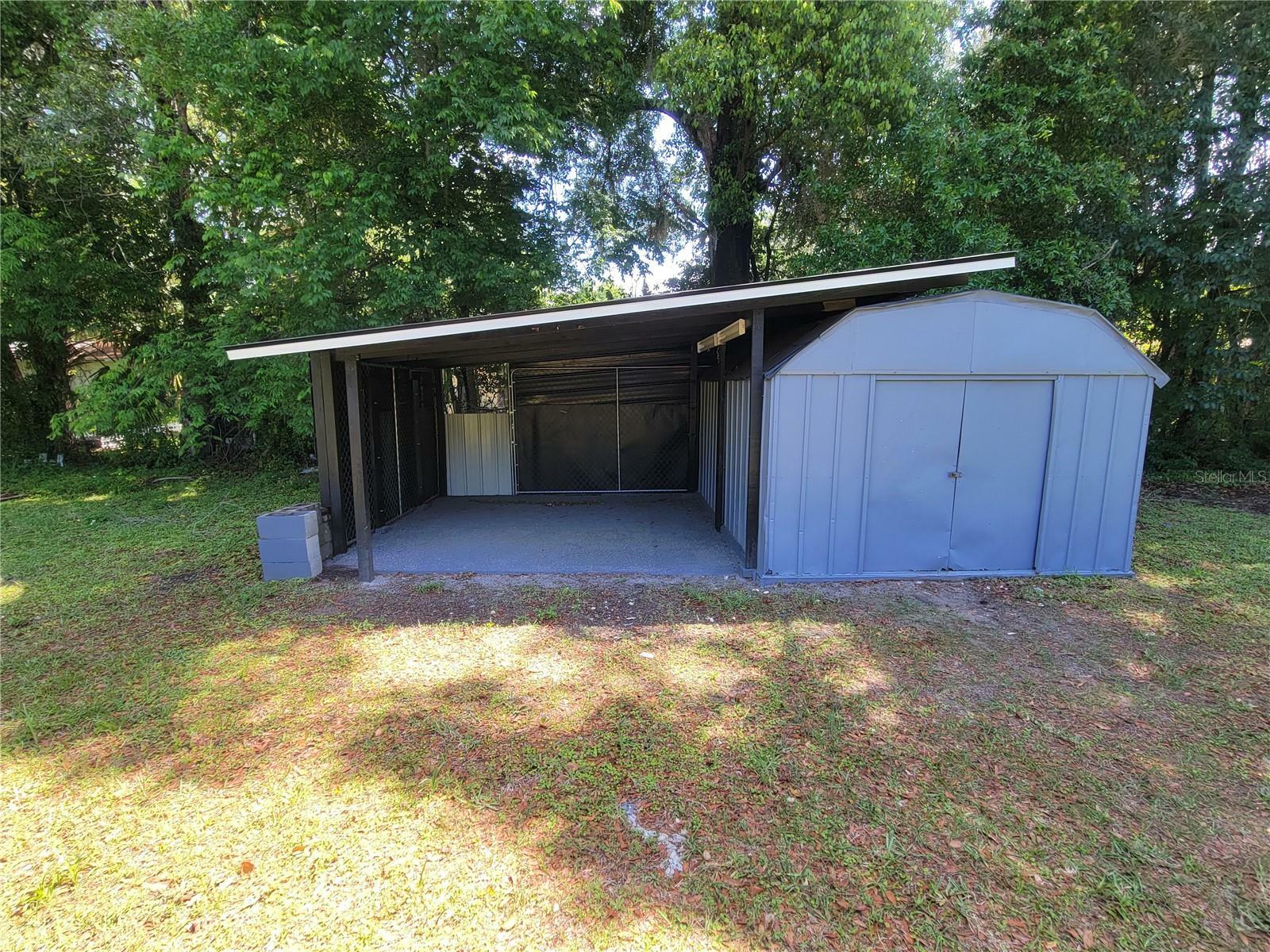 Property Photo:  2519 NE 2nd Avenue  FL 34470 