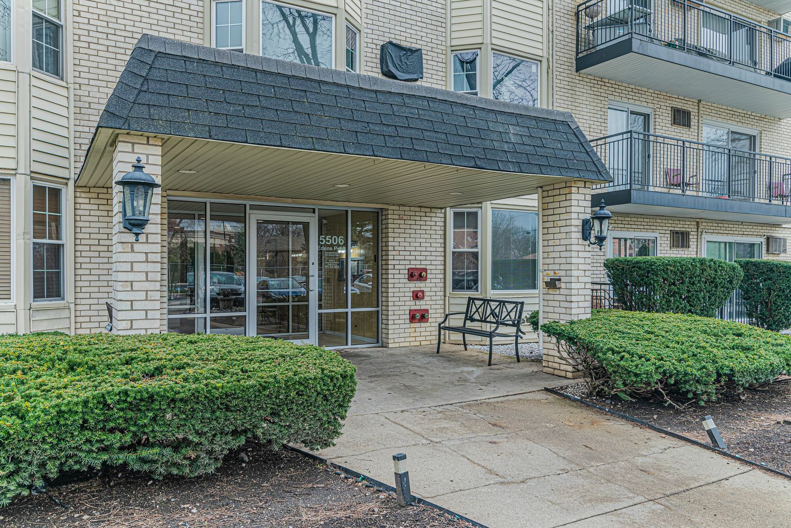 Property Photo:  5506 Lincoln Avenue A423  IL 60053 
