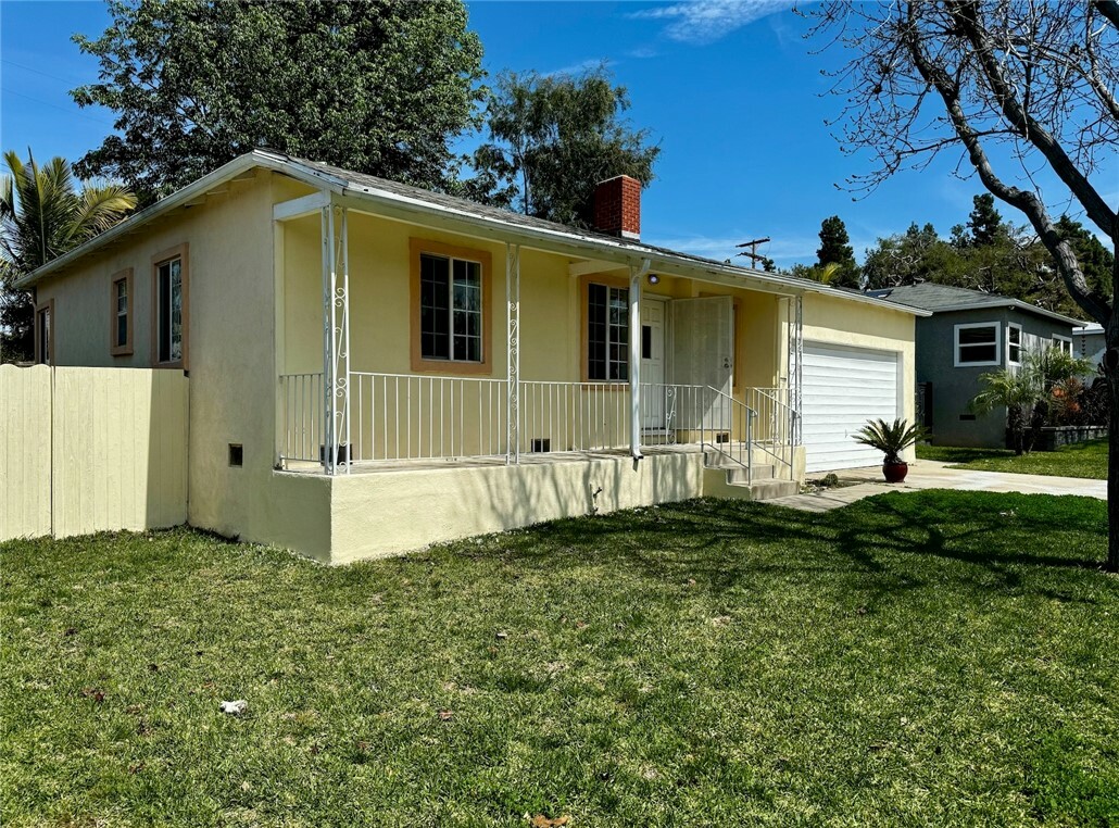 Property Photo:  11321 Indiana Street  CA 90601 