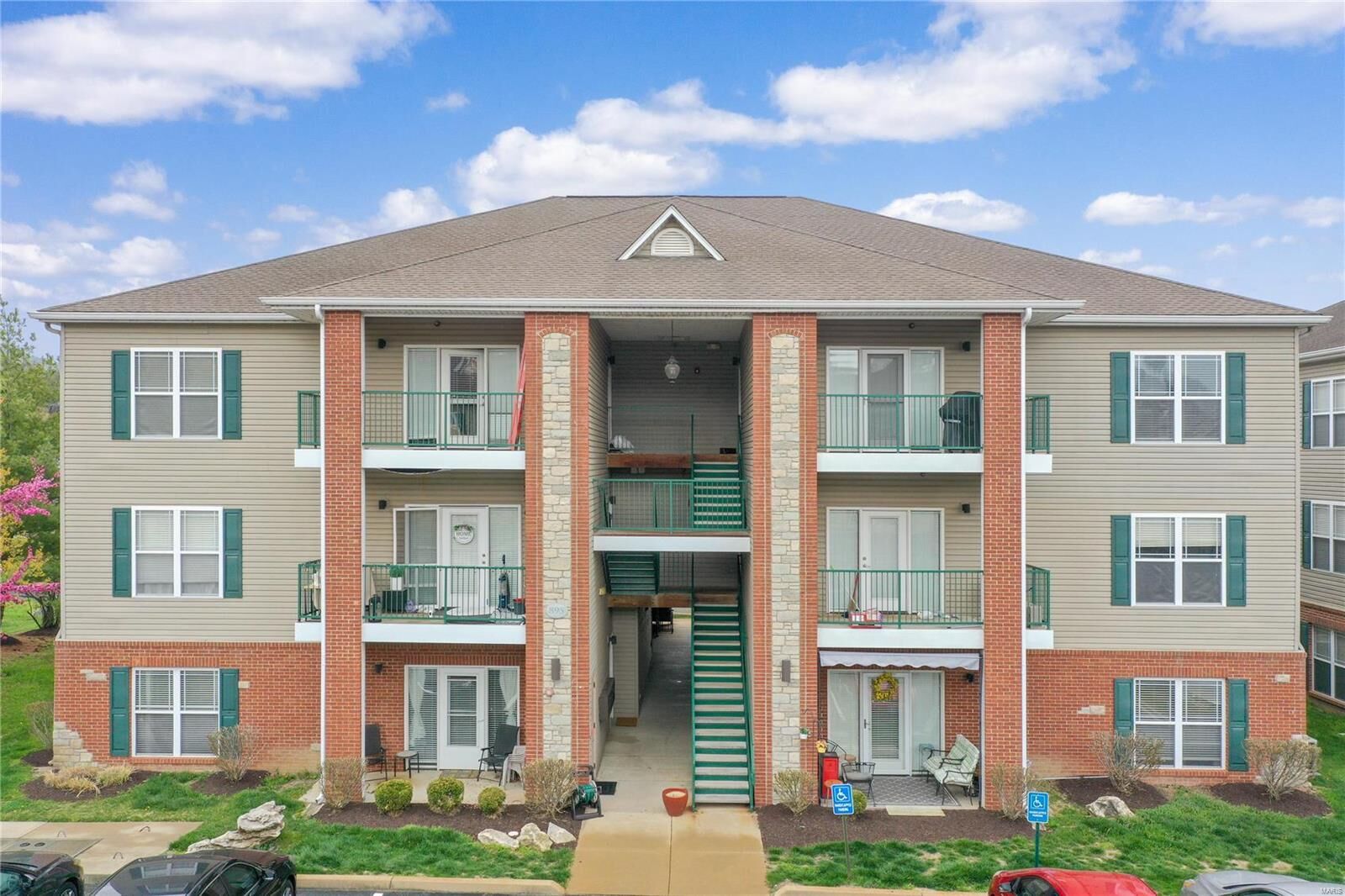 Property Photo:  895 Forest Avenue 101  MO 63088 