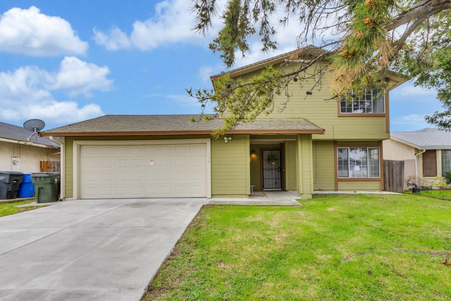 Property Photo:  4050 Deerbrook Drive  CA 95823