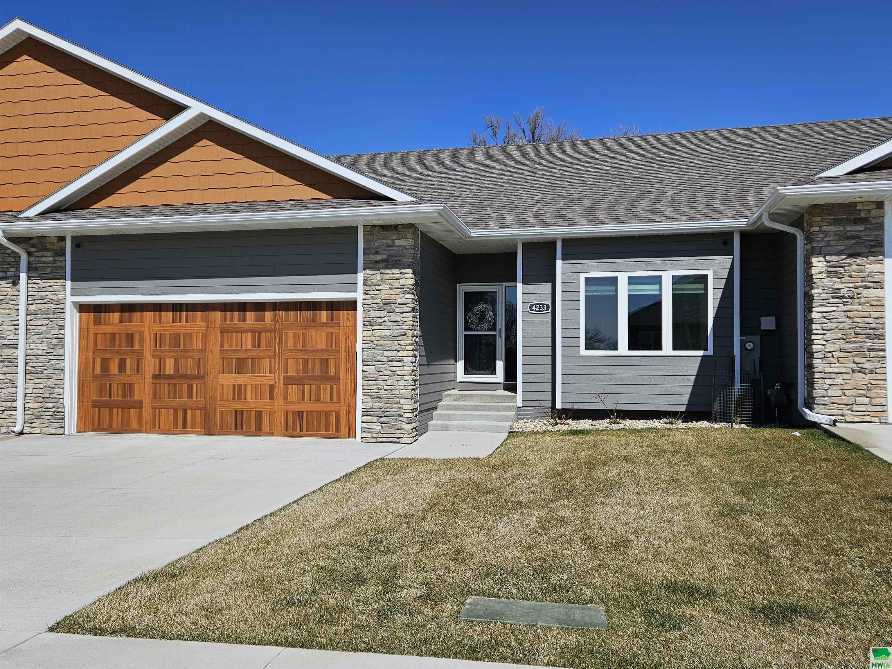 4233 Fremar Drive  Sioux City IA 51104 photo