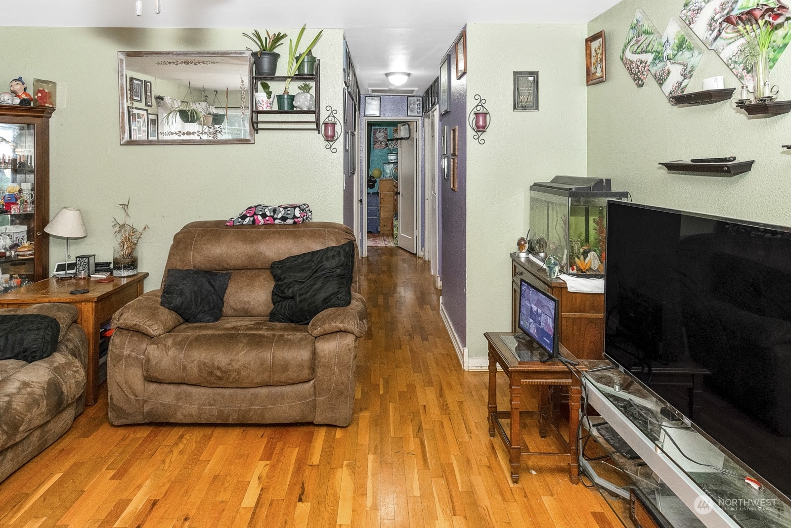 Property Photo: 9027 S Park Ave WA 98444