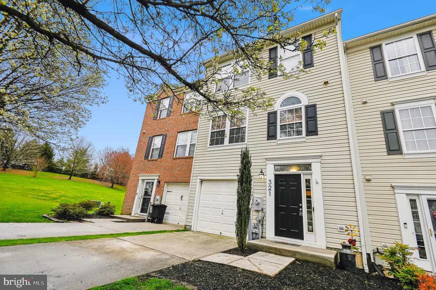 Property Photo:  321 Betty Court  MD 21050 