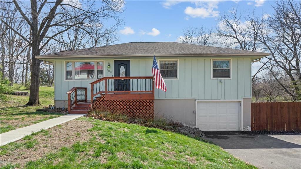 3009 Maplewood Drive  Excelsior Springs MO 64024 photo